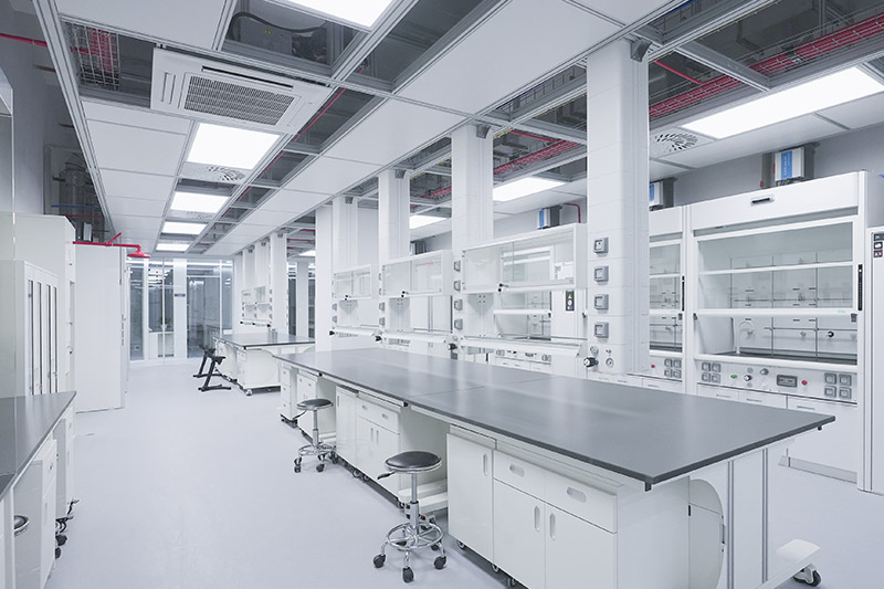 竹山实验室革新：安全与科技的现代融合